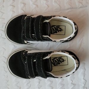Vans toddler size 6.5 check, velcro, unisex, used.